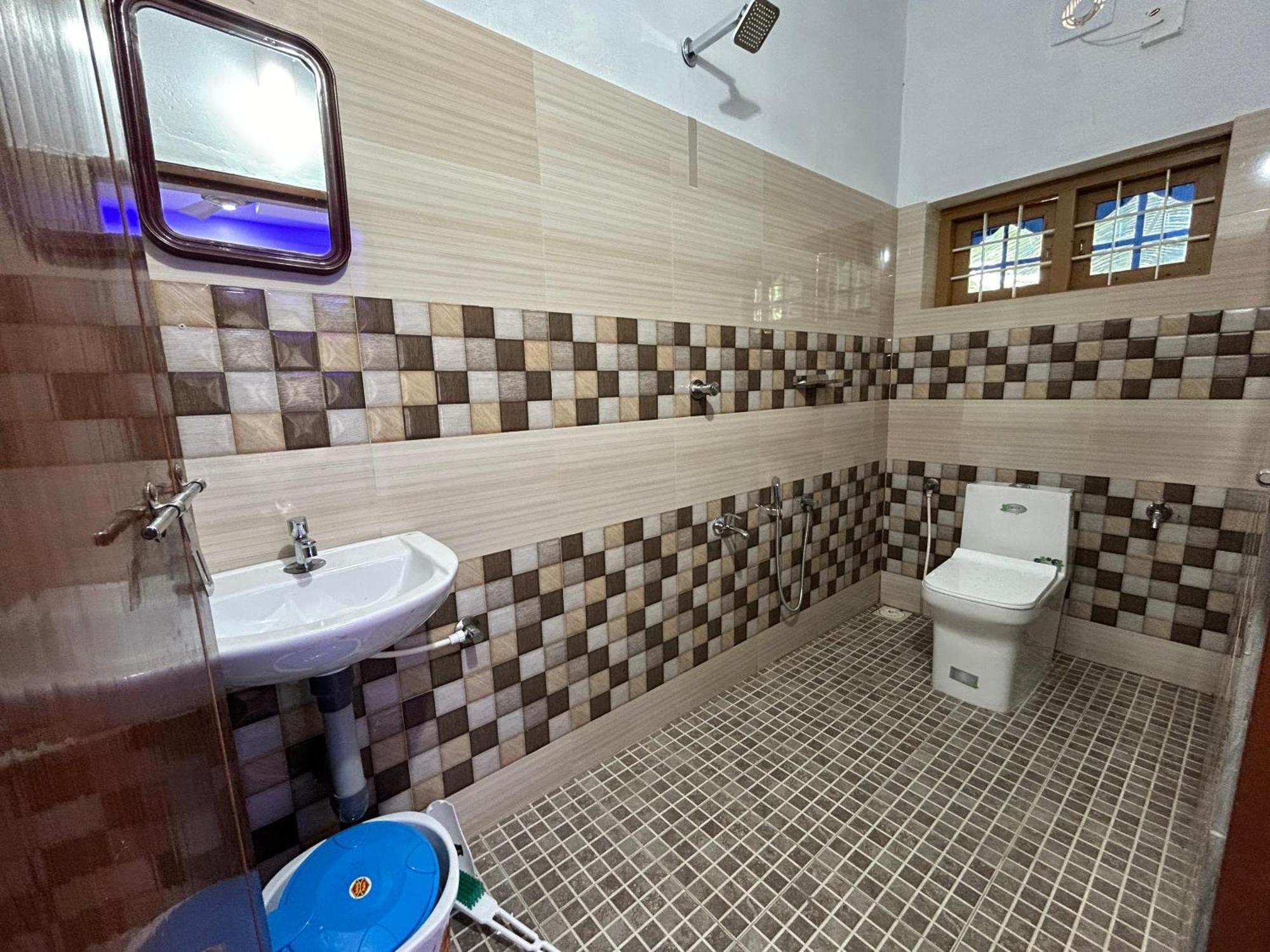 Puzhayoram Homestay Thrissur Ngoại thất bức ảnh