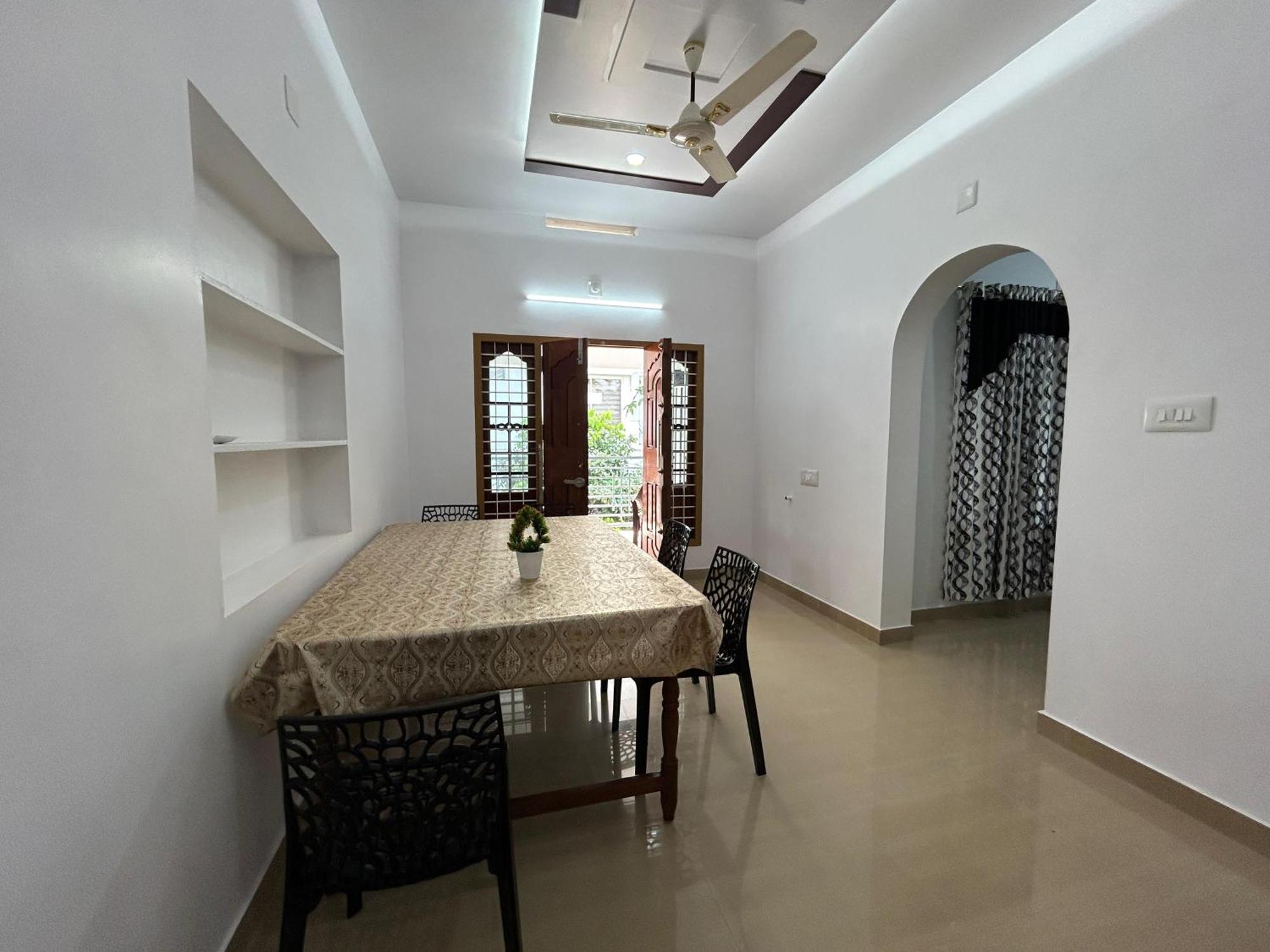 Puzhayoram Homestay Thrissur Ngoại thất bức ảnh